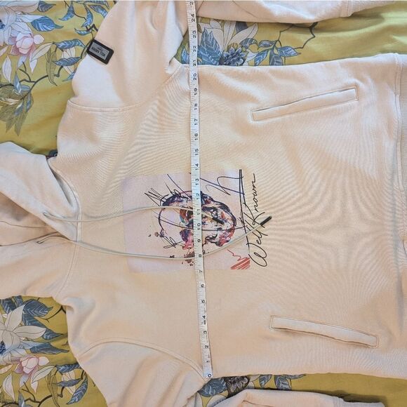 𝅺well known studios pink scull hoodie size l euc - Picture 5 of 6